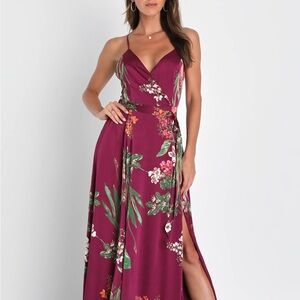 Lulus Dress NWT